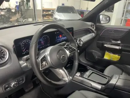 Photo 15 Mercedes GLB 200 d Progressive Line