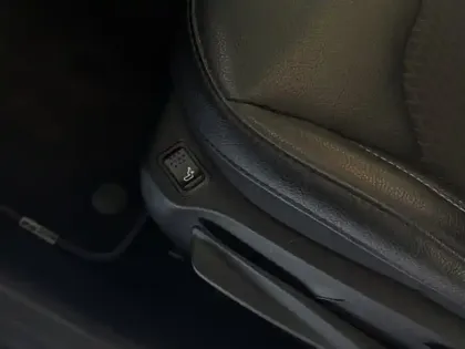 Photo 17 Jeep Compass Limited FWD