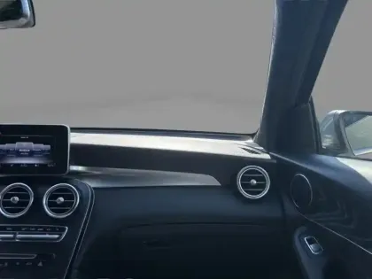 Photo 18 Mercedes GLC  250 d 4MATIC SUV Sportline