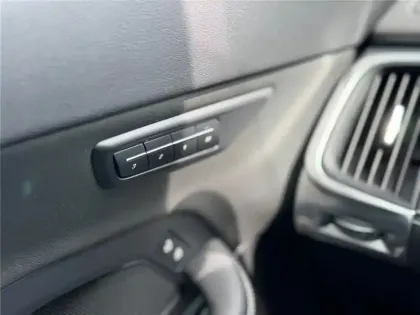 Photo 18 Jaguar E-Pace 2.0 P200 CH FLEXFUEL MHEV AWD BVA