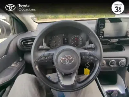 Photo 8 Toyota Yaris  70 VVT-i Dynamic 5p MY22