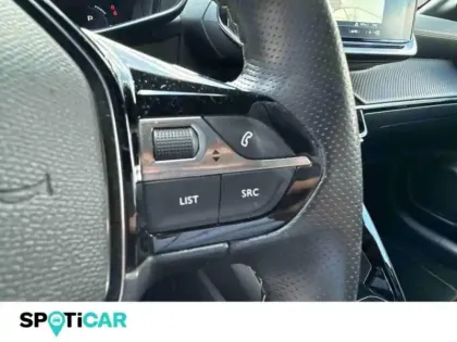 Photo 13 Peugeot 208  e- 136ch GT