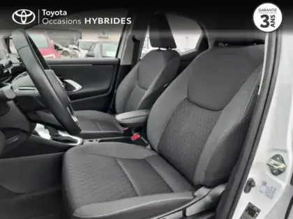 Photo 10 Toyota Yaris  116h Design 5p MY22