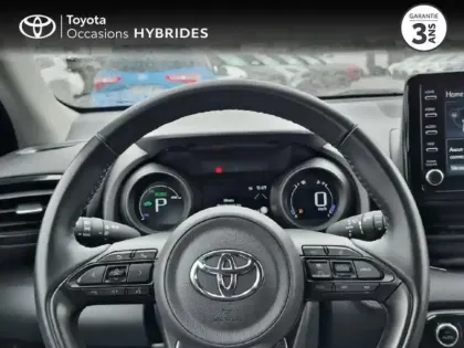 Photo 12 Toyota Yaris  116h Design 5p MY22
