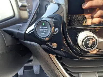 Photo 13 Ford Fiesta  1.0 EcoBoost 100ch Stop&Start Titanium 5p Euro6.2