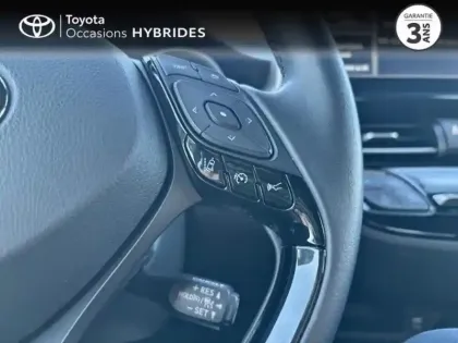 Photo 12 Toyota C-HR  1.8 Hybride 122ch Dynamic E-CVT