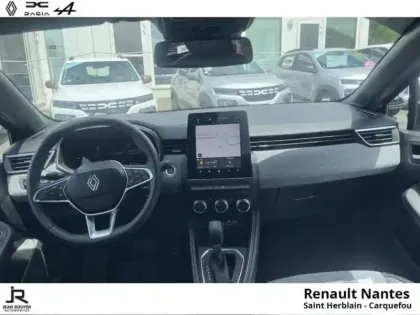 Photo 9 Renault Clio  1.6 E-Tech 145ch full hybrid Techno