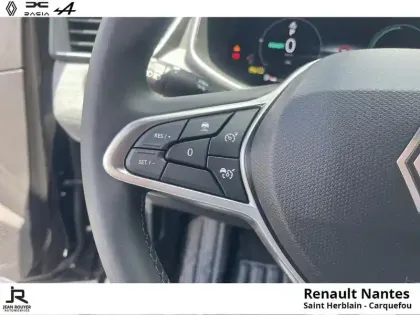 Photo 27 Renault Clio  1.6 E-Tech 145ch full hybrid Techno