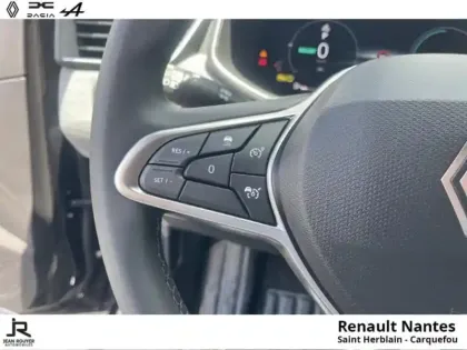 Photo 12 Renault Clio  1.6 E-Tech 145ch full hybrid Techno