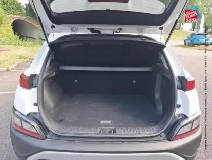 Photo 13 Hyundai Kona  1.0 T-GDi 120 ch Mild-Hybrid 48V Intuitive