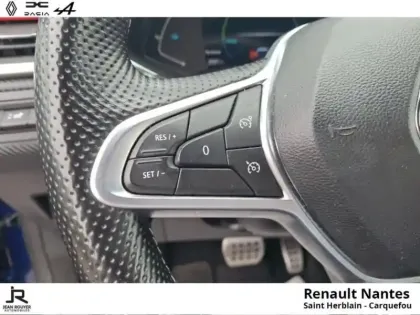 Photo 12 Renault Captur  1.6 E-Tech hybride 145ch RS Line