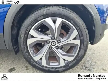 Photo 8 Renault Captur  1.6 E-Tech hybride 145ch RS Line