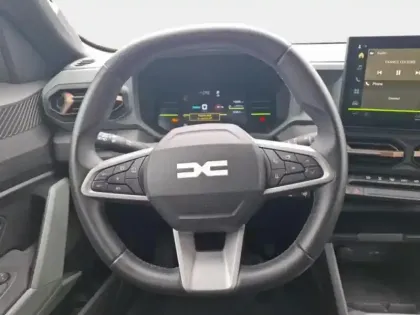 Photo 14 Dacia Duster  1.6 hybrid 140ch Extreme