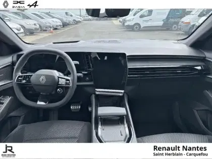 Photo 9 Renault Austral  1.2 E-Tech full hybrid 200ch Iconic esprit Alpine - Toutes Options