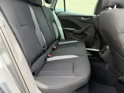 Photo 6 Skoda Kamiq  1.0 TSI Evo 2 116ch Selection