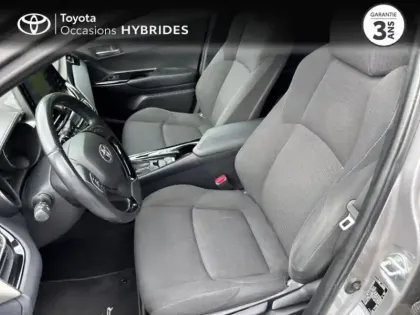Photo 10 Toyota C-HR  122h Design 2WD E-CVT RC18