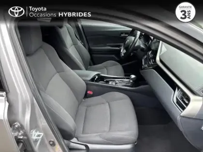 Photo 5 Toyota C-HR  122h Design 2WD E-CVT RC18