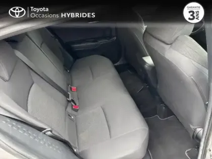 Photo 6 Toyota C-HR  122h Design 2WD E-CVT RC18