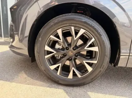 Photo 8 Cupra Terramar  1.5 eTSI Hybrid 150ch V DSG7