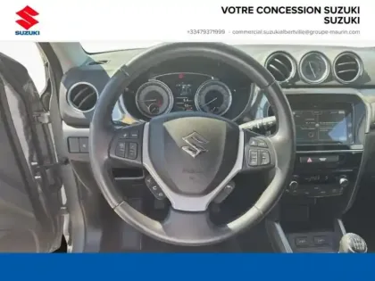Photo 12 Suzuki Vitara  1.4 Boosterjet Hybrid 129ch Style Allgrip