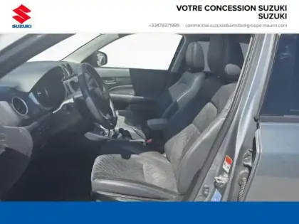 Photo 10 Suzuki Vitara  1.4 Boosterjet Hybrid 129ch Style Allgrip