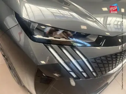 Photo 12 Peugeot 3008  1.2 Hybrid 145ch GT e-DCS6