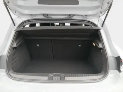 Photo 8 Renault Clio  1.6 E-Tech 145ch full hybrid Techno - 25