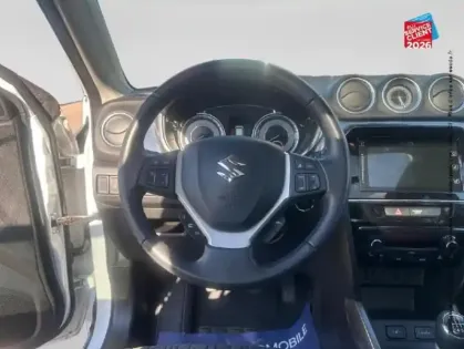 Photo 11 Suzuki Vitara  1.4 Boosterjet Hybrid 129ch Style