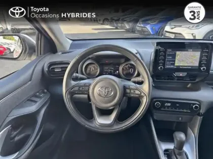 Photo 8 Toyota Yaris  116h Design 5p