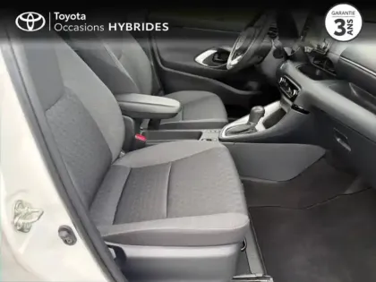 Photo 11 Toyota Yaris  116h Dynamic 5p MC24