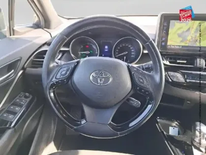 Photo 11 Toyota C-HR  122h Graphic 2WD E-CVT RC18