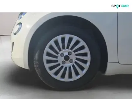 Photo 9 Fiat 500  e 95ch Action