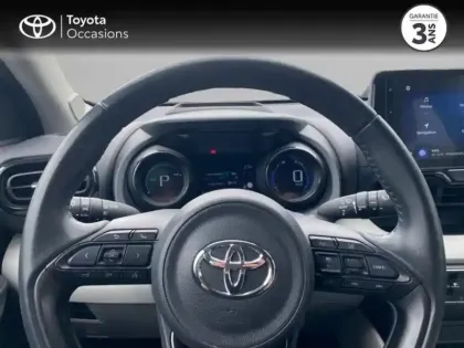 Photo 12 Toyota Yaris  116h Iconic 5p MY22