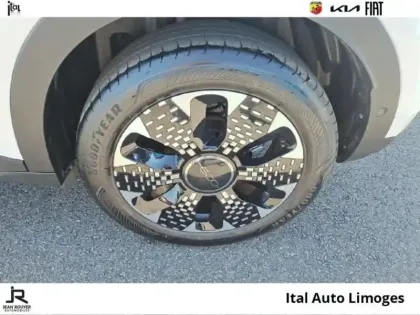 Photo 10 Fiat 600  1.2 Hybrid Turbo 110ch La Prima eDCT6