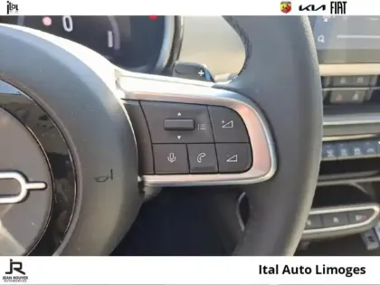 Photo 11 Fiat 600  1.2 Hybrid Turbo 110ch La Prima eDCT6