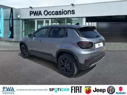 Photo 6 Jeep Avenger  1.2 Turbo T3 110ch MHEV Black Edition BVR6 eHybrid