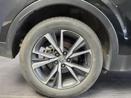 Photo 9 Toyota C-HR  2.0 Hybride Rechargeable 225ch Design MY25