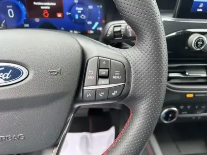 Photo 14 Ford Kuga  2.5 Duratec 190ch FHEV E85 ST-Line BVA