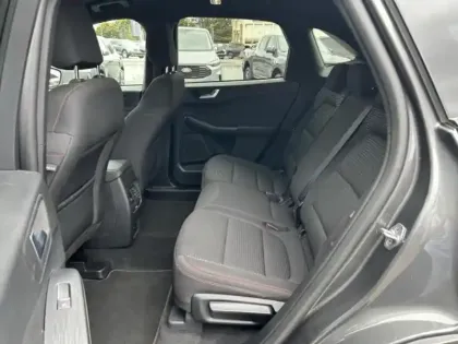Photo 10 Ford Kuga  2.5 Duratec 190ch FHEV E85 ST-Line BVA