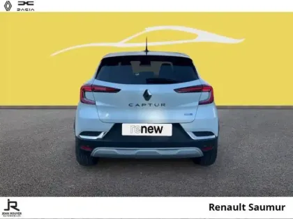 Photo 10 Renault Captur  1.6 E-Tech hybride 145ch Intens -21