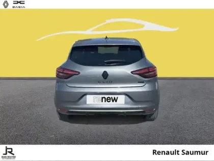 Photo 10 Renault Clio  1.6 E-Tech hybride 145ch Engineered