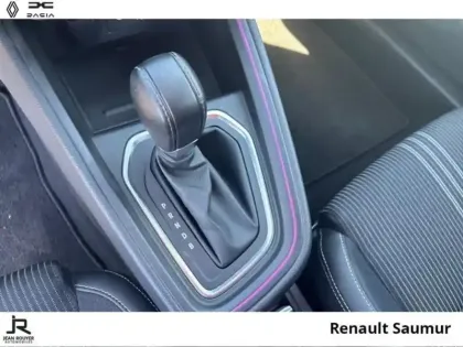 Photo 5 Renault Clio  1.6 E-Tech hybride 145ch Engineered