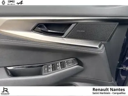 Photo 11 Renault Espace  1.2 E-Tech full hybrid 200ch Iconic 7 places - Toutes Options