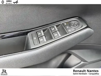 Photo 12 Renault Espace  1.2 E-Tech full hybrid 200ch Iconic 7 places - Toutes Options