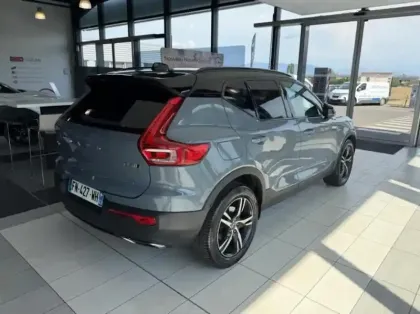 Photo 10 Volvo XC40  D4 AdBlue AWD 190ch R-Design Geartronic 8