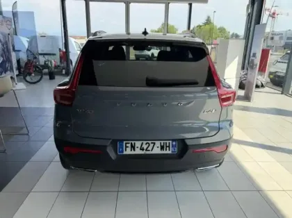 Photo 8 Volvo XC40  D4 AdBlue AWD 190ch R-Design Geartronic 8