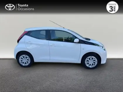 Photo 5 Toyota Aygo  1.0 VVT-i 72ch x-play x-shift 5P MY19