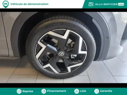 Photo 7 Volkswagen T-roc  1.5 eTSI 150ch R-Line DSG7