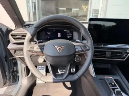 Photo 11 Cupra Leon  1.5 eHybrid 204ch V DSG6