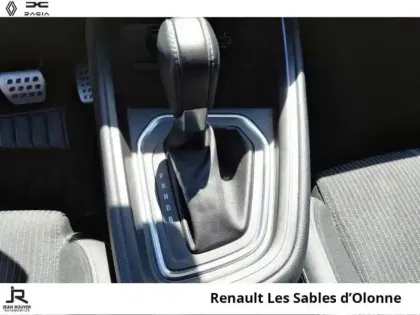 Photo 5 Renault Clio  1.6 E-Tech hybride 145ch Engineered